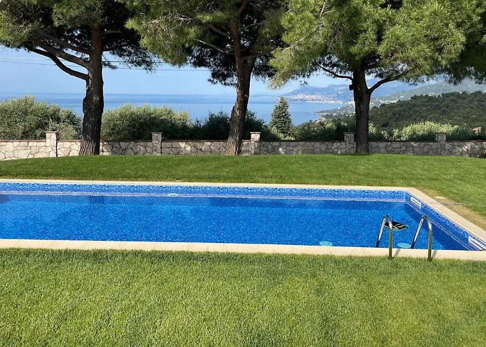 Villa Camporosso Villa *