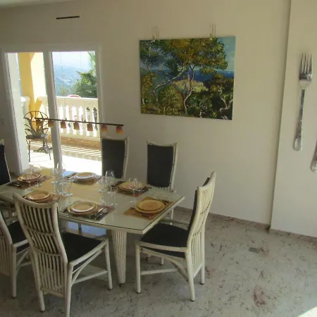 Camporosso Villa *